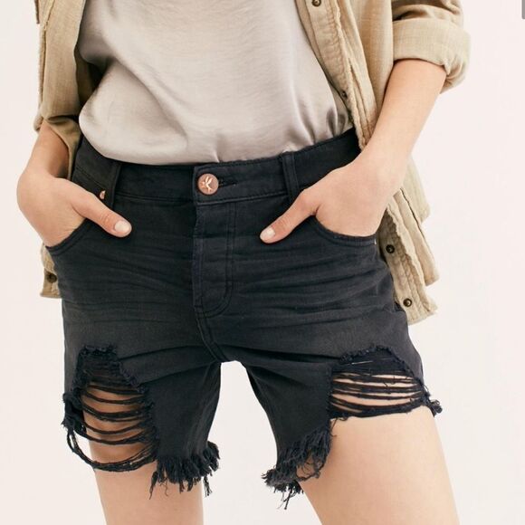 One Teaspoon Stevies Jean Shorts Distressed Button Fly- Size 24 - Picture 1 of 11
